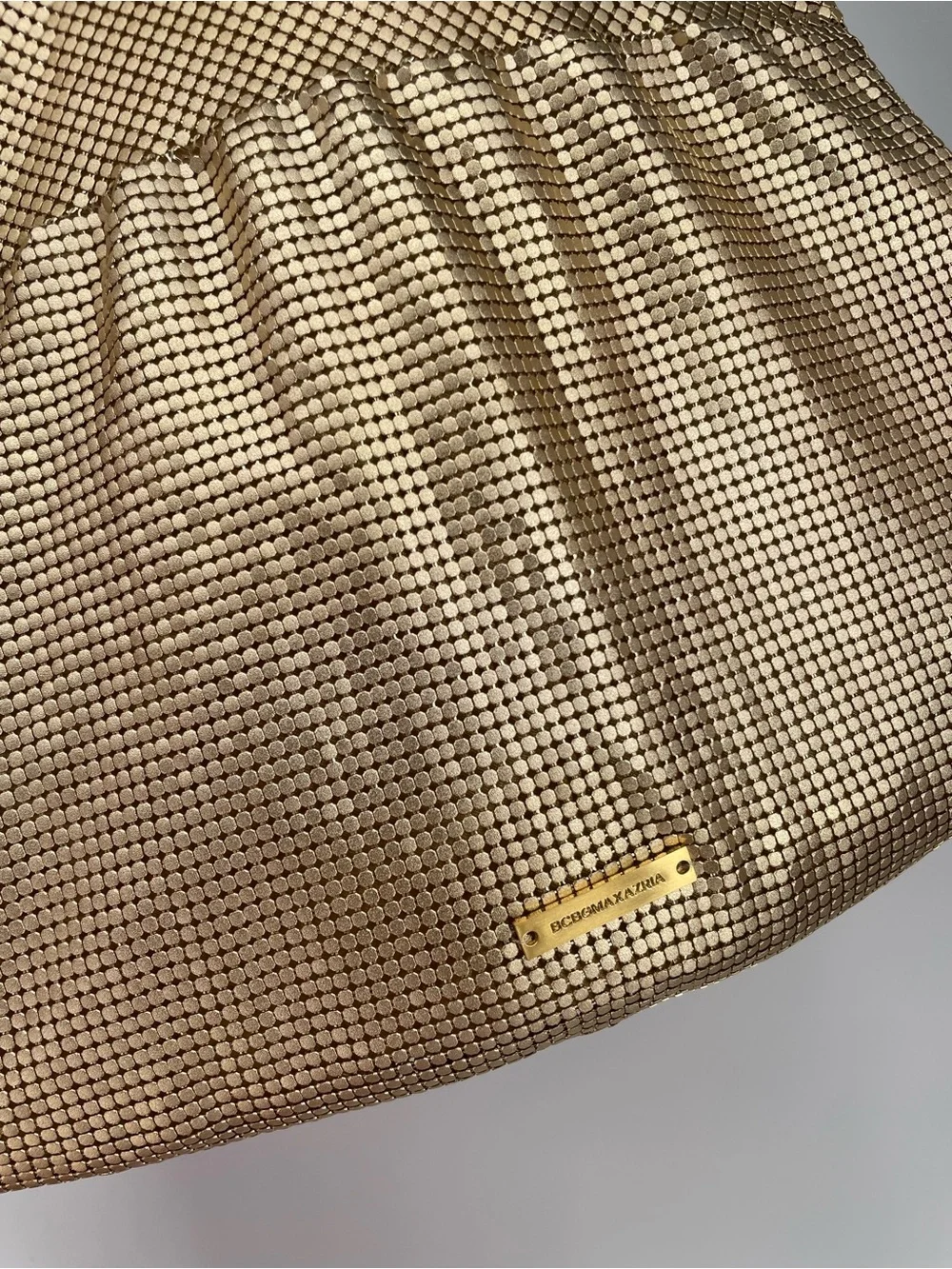 NWT BCBGMaxAzria “Brighton” Matte Gold Metal Mesh Slouchy Clutch & Dustbag